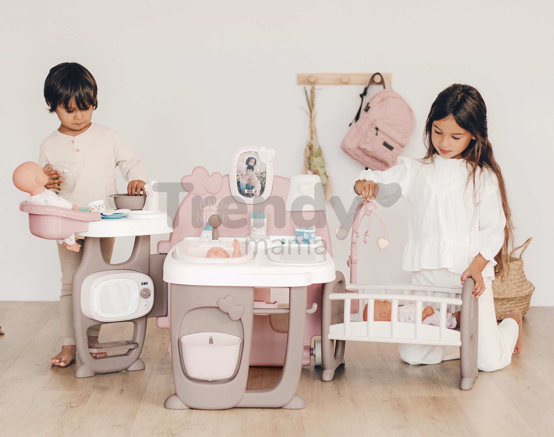 Smoby - Baby Nurse : Large Doll's PlayCenter + Nursery Suitcase