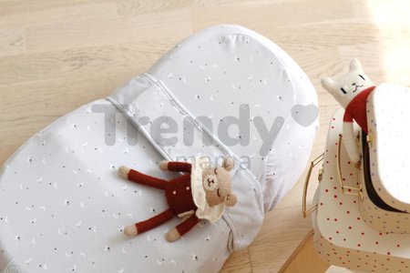 Hniezdo na spanie pre bábätká Cocoonababy® Pod Support Nest Red Castle Moon & Stars s napínacou plachtou šedé so vzorom od 0-3 mes