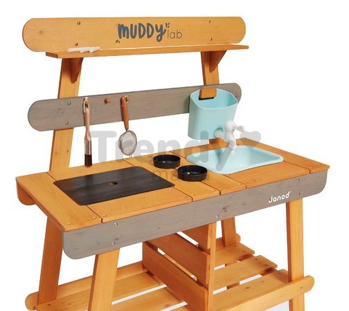 Vonkajšia drevená kuchynka Muddy Lab Outdoor Kitchen Janod 10 doplnkov J06632