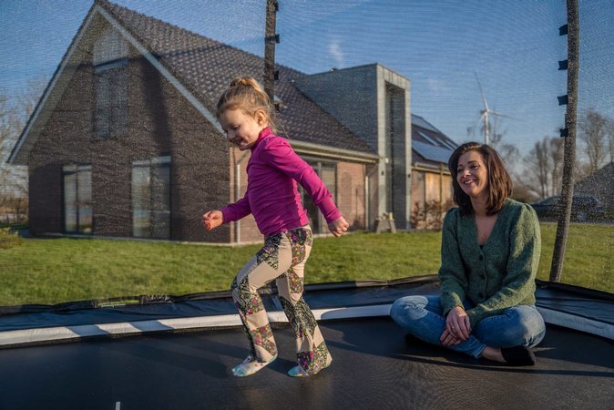 Trampolína s ochrannou sieťou Allure Premium Exit Toys čierna 244*427 cm