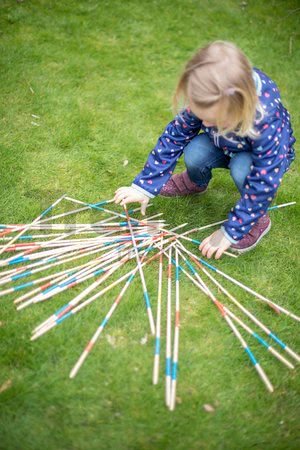 Drevené mikádo Outdoor Eichhorn farebný bambus 41 paličiek 50 cm dlhé