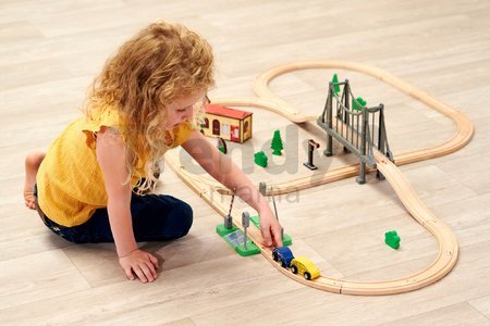 Drevená vláčikodráha Train Set with Bridge Eichhorn s rušňom vozňami mostom a doplnkami 55 dielov 500 cm dĺžka koľajníc