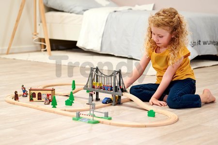 Drevená vláčikodráha Train Set with Bridge Eichhorn s rušňom vozňami mostom a doplnkami 55 dielov 500 cm dĺžka koľajníc