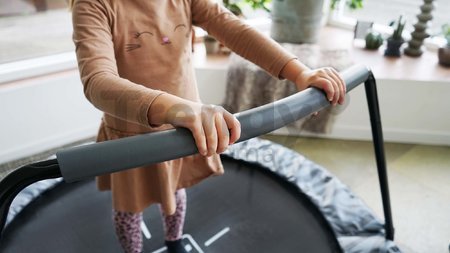 Trampolína s rúčkou na držanie Tiggy Junior Exit Toys priemer 140 cm čierna