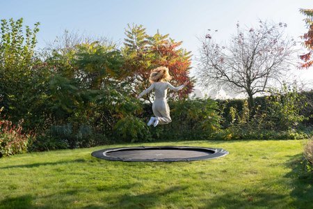 Trampolína Interra Ground Level Sports Trampoline Exit Toys prízemná 366 cm priemer s ventilačným systémom čierna
