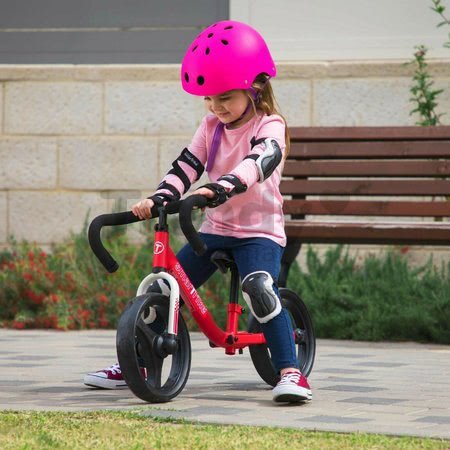 Balančné odrážadlo skladacie Folding Balance Bike Red smarTrike červené z hliníka s ergonomickými úchytmi od 2-5 rokov a chrániče ako darček