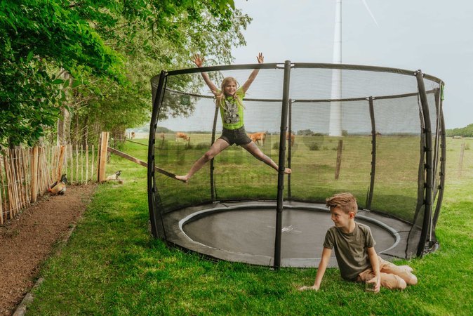 Trampolína s ochrannou sieťou Dynamic Groundlevel Exit Toys do zeme okrúhla 366 cm priemer čierna