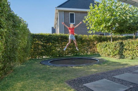 Trampolína Dynamic Groundlevel Sports Exit Toys do zeme okrúhla 366 cm priemer čierna