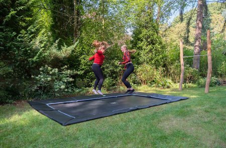 Trampolína Dynamic Groundlevel Sports Exit Toys do zeme 244*427 cm čierna