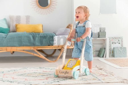 Drevené chodítko a kočík Wooden Baby Walker Pilow Corolle s mäkkým vankúšom pre bábiku od 12 mes