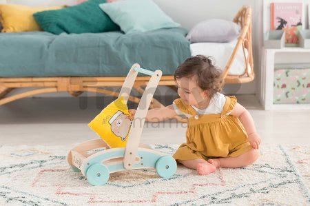 Drevené chodítko a kočík Wooden Baby Walker Pilow Corolle s mäkkým vankúšom pre bábiku od 12 mes