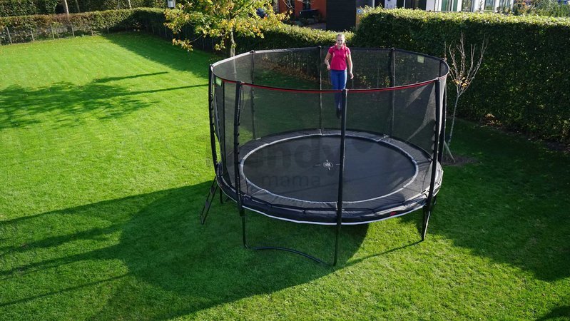 Trampolína s ochrannou sieťou a rebríkom PeakPro Exit Toys okrúhla priemer 427 cm čierna