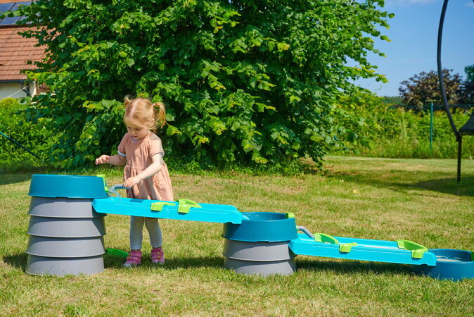 Vodná a bahenná dráha s dĺžkou 2,3 m Mudway Flow AquaPlay so stavidlami a regulátorom prietoku s UV filtrom