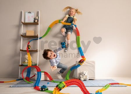 Flexibilná autodráha FleXtreme Discovery Set Smoby 184 dielov dráhy a 440 cm dlhá s elektronickým svietiacim autom od 4 rokov