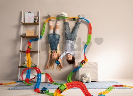 Flexibilná autodráha FleXtreme Discovery Set Smoby 184 dielov dráhy a 440 cm dlhá s elektronickým svietiacim autom od 4 rokov