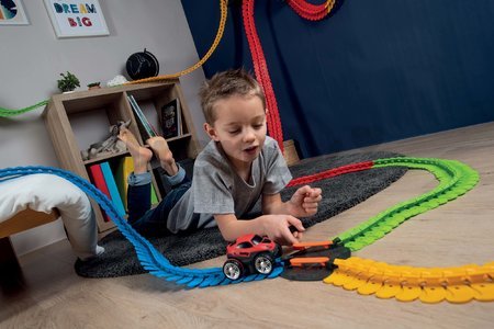 Náhradný diel výhybka k flexibilnej autodráhe FleXtrem Discovery Multi-Circuits Set Smoby 6 dielov k vytvoreniu križovatiek od 4 rokov