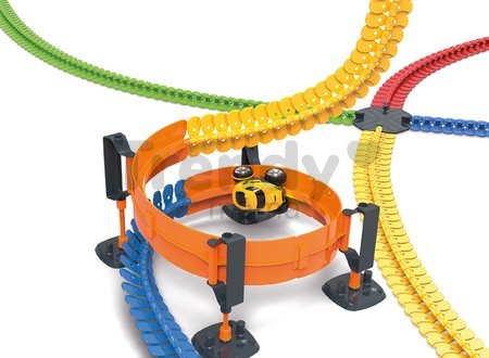 Flexibilná autodráha s oblúkom Flextreme Superloop Circuit Smoby vertikálno-horizontálne s autom 145 dielov od 4 rokov