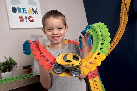 Flexibilná autodráha s oblúkom Flextreme Superloop Circuit Smoby vertikálno-horizontálne s autom 145 dielov od 4 rokov