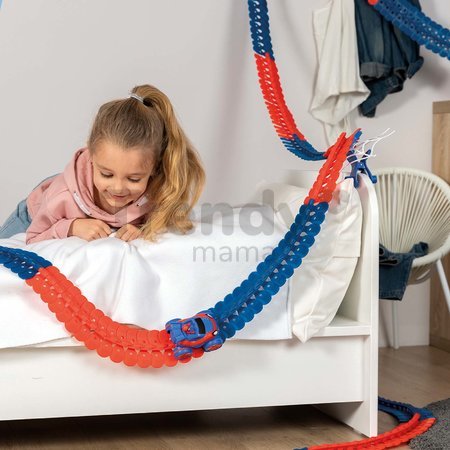 Flexibilná autodráha Spidey Marvel Flextreme Set Smoby s elektronickým autíčkom 184 dielov dráhy 4,40 m dĺžka s pavučinou od 4 rokov