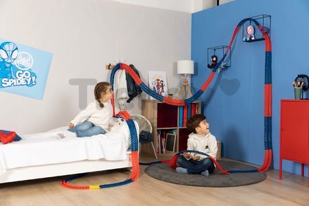 Flexibilná autodráha Spidey Marvel Flextreme Set Smoby s elektronickým autíčkom 184 dielov dráhy 4,40 m dĺžka s pavučinou od 4 rokov