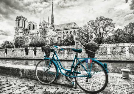 Puzzle Bike near Notre Dame Black&White Educa 500 dielov a Fix lepidlo od 11 rokov