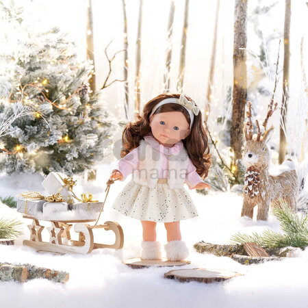 Bábika Elise Enchanted Woods Ma Corolle dlhé hnedé vlasy a modré žmurkajúce oči v zimnom outfite 36 cm