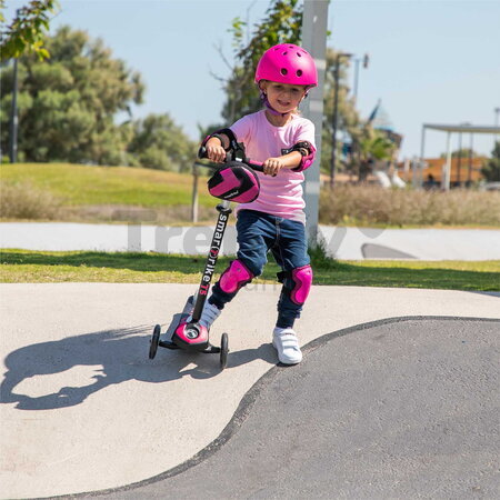 Kolobežka trojkolesová so svietiacimi kolesami a batohom T5 Pink smarTrike s nastaviteľnými riadidlami nosnosť 20 kg