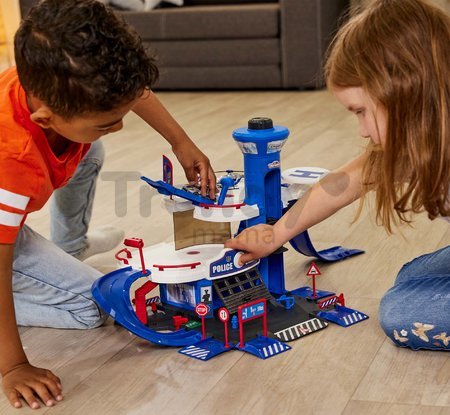 Garáž policajná stanica Creatix Police Station Majorette 3-poschodová s výťahom a policajným autíčkom od 5 rokov