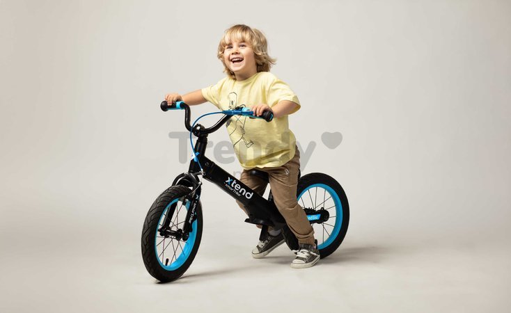 Bicykel a odrážadlo 2v1 Xtend Bike Blue smarTrike rozšíriteľný rám z magnézia s výškovo nastaviteľným sedadlom a riadidlami s prednou brzdou od 3 do 7