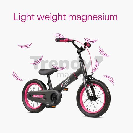 Bicykel a odrážadlo 2v1 Xtend Bike Pink smarTrike rozšíriteľný rám z magnézia s výškovo nastaviteľným sedadlom a riadidlami s prednou brzdou od 3 do 7