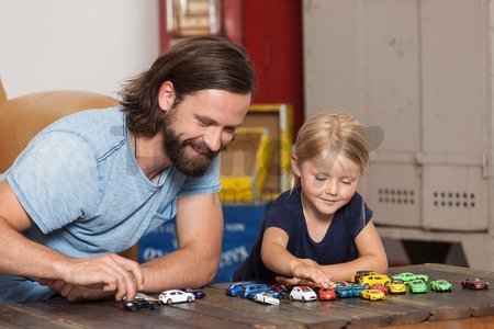 Autíčko mestské Street Cars Majorette rôzne druhy 7,5 cm dĺžka