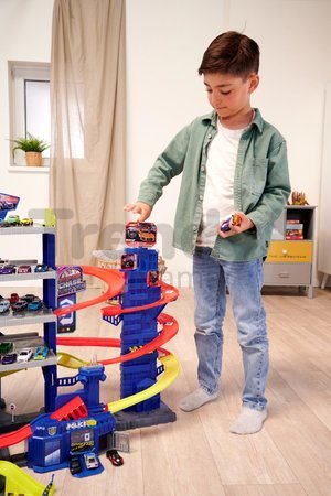 Garáž 6 poschodová s motorizovaným výťahom Super Chase Center Majorette so zvukom a svetlom elektronický vláčik a 4 autíčka od 5 rokov