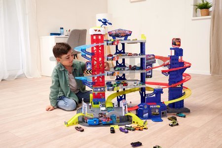 Garáž 6 poschodová s motorizovaným výťahom Super Chase Center Majorette so zvukom a svetlom elektronický vláčik a 4 autíčka od 5 rokov