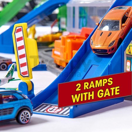 Garáž 7 poschodová s 2 motorizovanými výťahmi Super City Garage Majorette so zvukom a svetlom elektronický vláčik a 6 kovových autíčok od 5 rokov