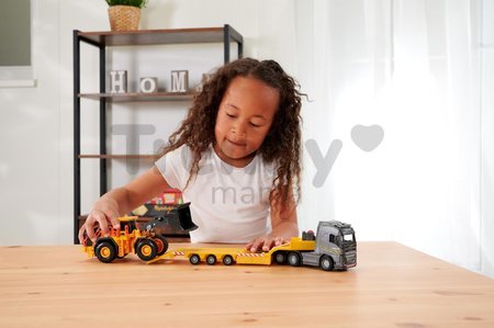 Kamión s nakladačom Volvo Truck & Wheel Loader Majorette 35 cm dĺžka so zvukom a svetlom