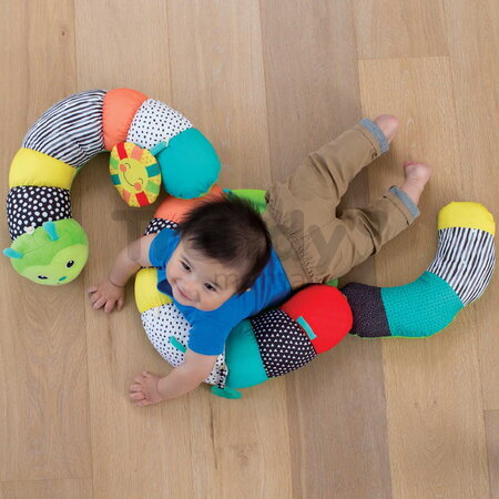 Vankúšik pre hru na brušku Húsenica Prop-A-Pillar Tummy Time & Seated Support Infantino s opierkou a odnímateľnými hračkami s hryzátkom od 0 mes