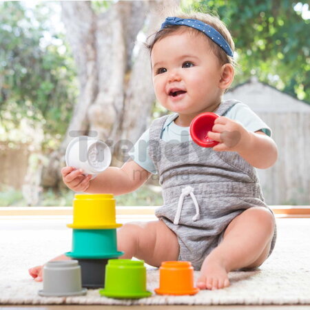 Skladacia veža Stack'N Nest Cups Infantino 8 dielna od 9 mes INF216270-01