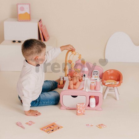 Domček pre bábiku elektronický Cocoon Nursery Soft Baby Nurse Smoby denná a nočná zóna 16 doplnkov