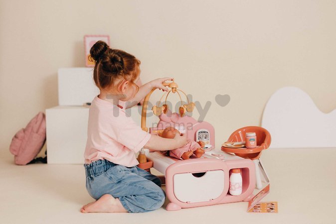 Domček pre bábiku elektronický Cocoon Nursery Soft Baby Nurse Smoby denná a nočná zóna 16 doplnkov