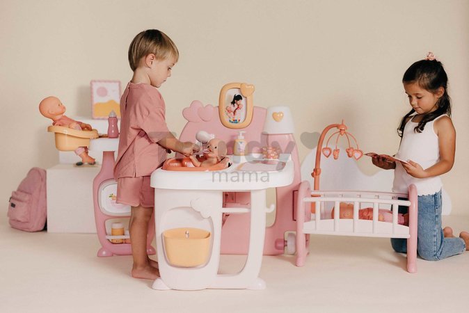 Domček pre bábiku trojkrídlový Large Doll´s Play Center Soft Baby Nurse Smoby kuchynka spáľňa a kúpelňa s 18 doplnkami