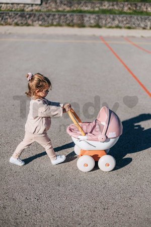 Hlboký kočík s textilom Pram Soft Baby Nurse Smoby pre 42 cm bábiku s 54 cm vysokou ergonomickou rúčkou od 18 mes