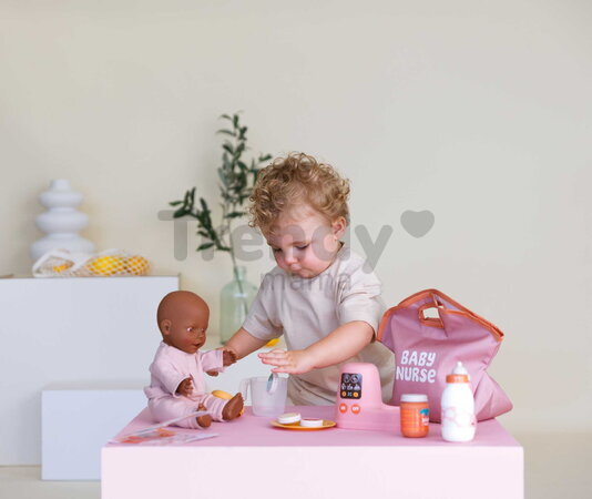Obedová súprava pre bábiky Lunch Set Smoby s kuchynským robotom a textilnou taškou s 8 doplnkami od 18 mes