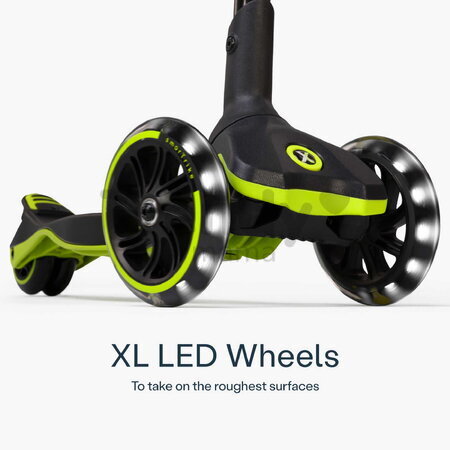 Kolobežka trojkolesová s rozšíriteľnou doskou Xtend Lime Scooter smarTrike skladacia s výškovo nastaviteľnými riadidlami a LED kolesami od 3 do 12 rok