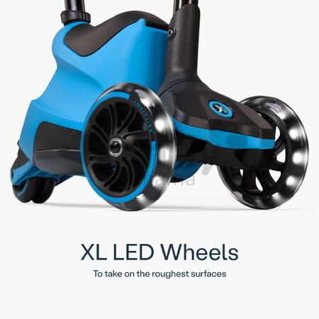 Odrážadlo a kolobežka 2v1 trojkolesová s LED kolesami Xtend Scooter Ride-on Blue smarTrike s vodiacou tyčou s nastaviteľnou výškou a úložným priestoro