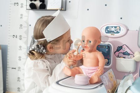 Zdravotnícky pult pre lekára Baby Care Center Smoby elektronický so zvukom a svetlom a bábika s 28 doplnkami