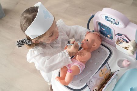 Zdravotnícky pult pre lekára Baby Care Center Smoby elektronický so zvukom a svetlom a bábika s 28 doplnkami