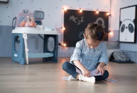 Zdravotnícky pult pre lekára Baby Care Center Smoby elektronický so zvukom a svetlom a bábika s 28 doplnkami