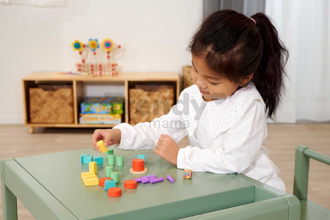 Drevené kocky stohovateľné Staple Game Eichhorn 27 dielov s podložkou