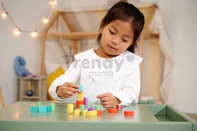 Drevené kocky stohovateľné Staple Game Eichhorn 27 dielov s podložkou