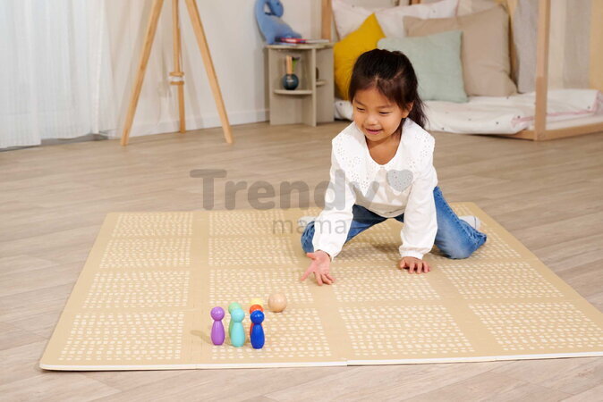 Drevená hra bowling Games Eichhorn so 6 farebnými kolkami a drevenou guľou